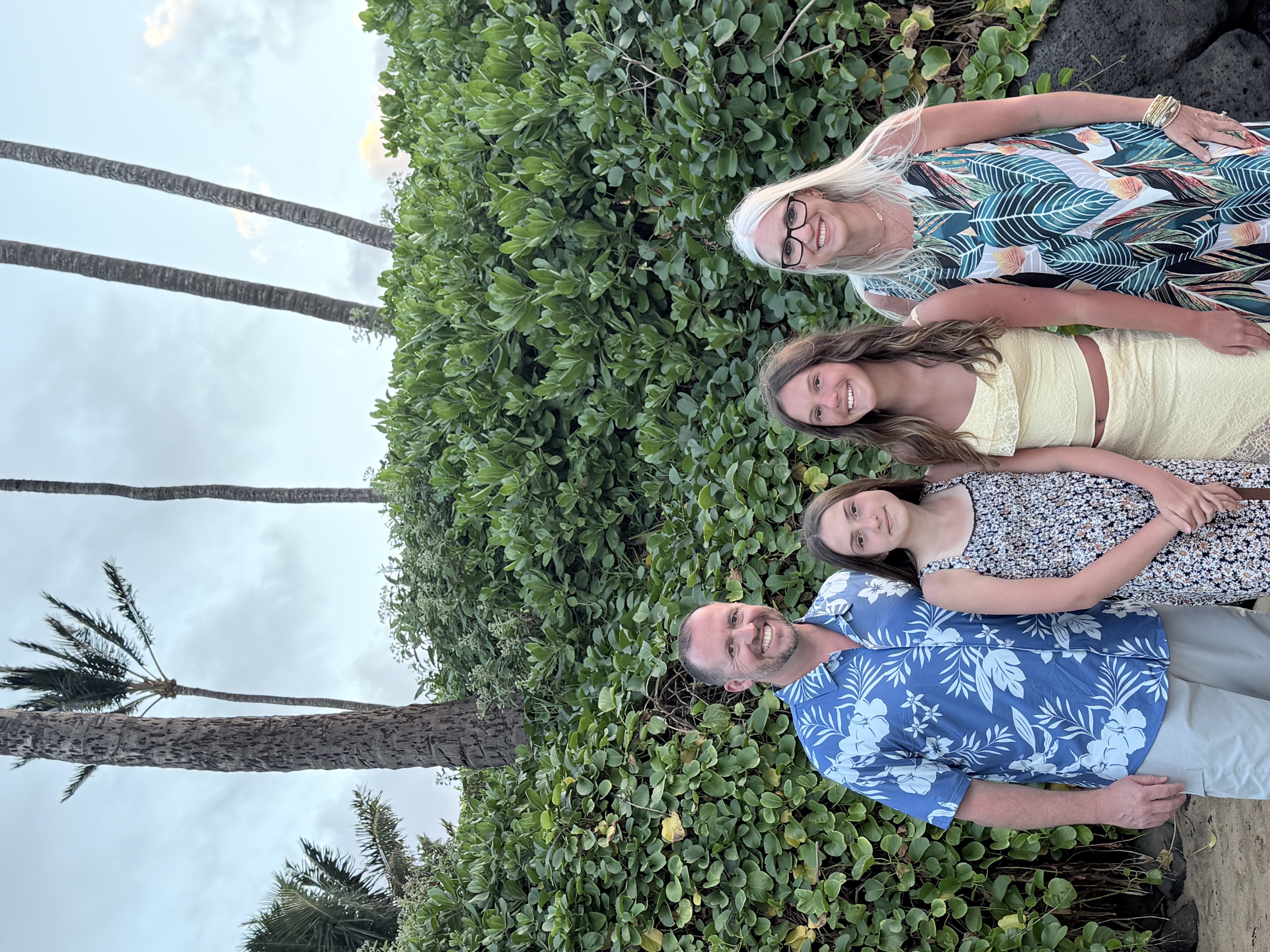 Jeff Simmons with family in Hawaii